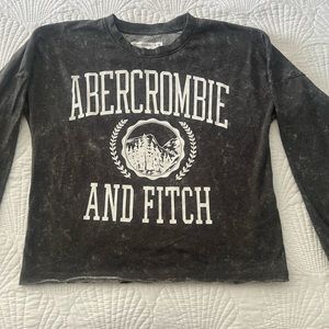 Abercrombie Kids girls long sleeve shirt. Crop top Sz 9/10. Excellent condition